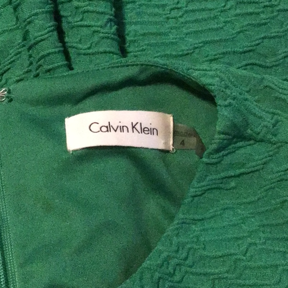 Calvin Klein Green Textured Sleeveless Lined Sheath Dress - Picture 6 of 9